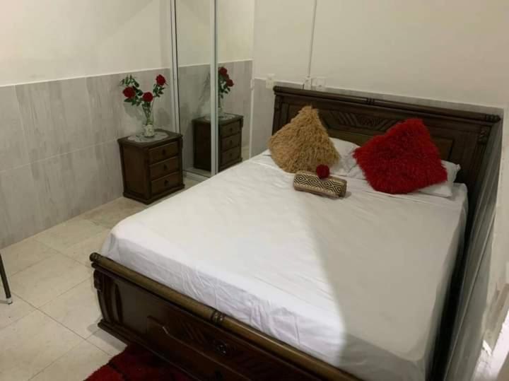 Hostal Marbella 47 Cartagena Exterior photo